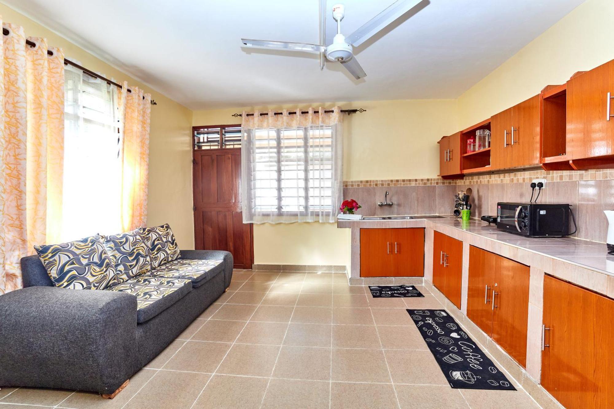 Diani Beach Gold Apartments Esterno foto