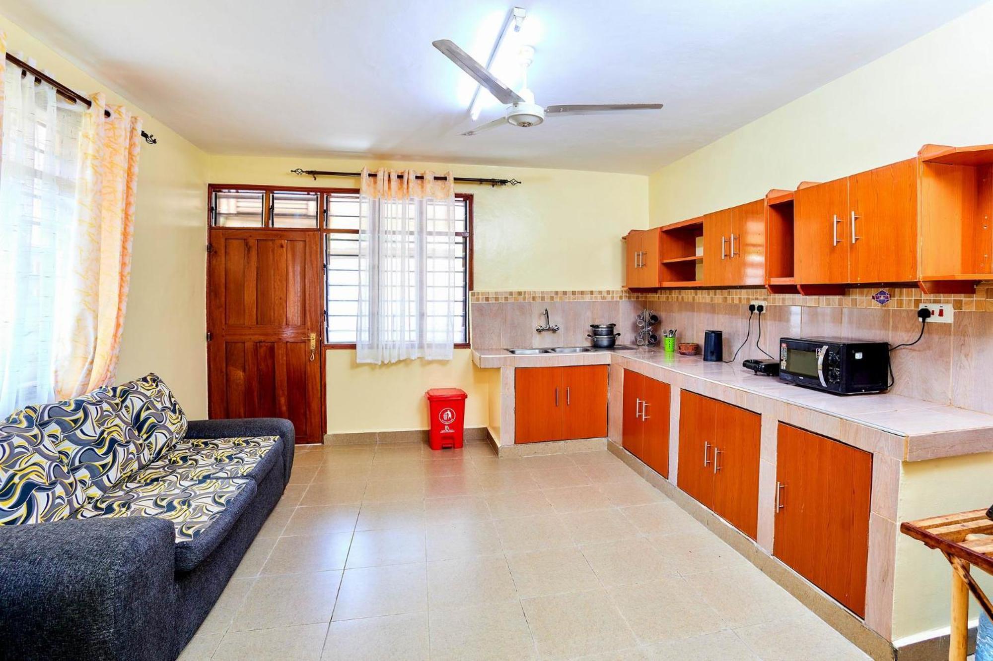 Diani Beach Gold Apartments Esterno foto