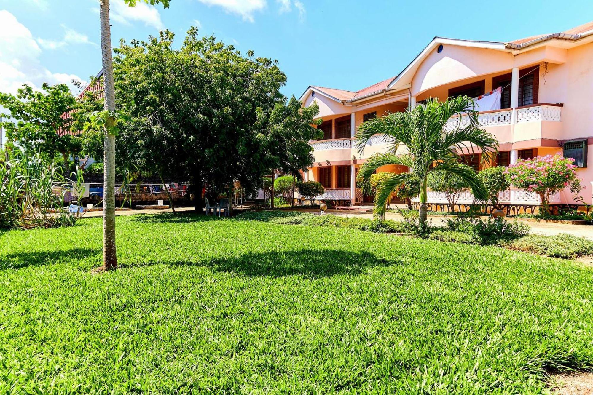 Diani Beach Gold Apartments Esterno foto